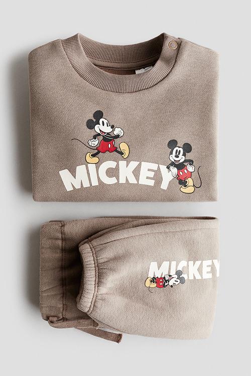 2-piece printed sweatshirt set - greige/mickey mouse