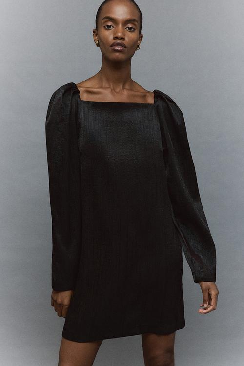 Square neck crepe dress - black