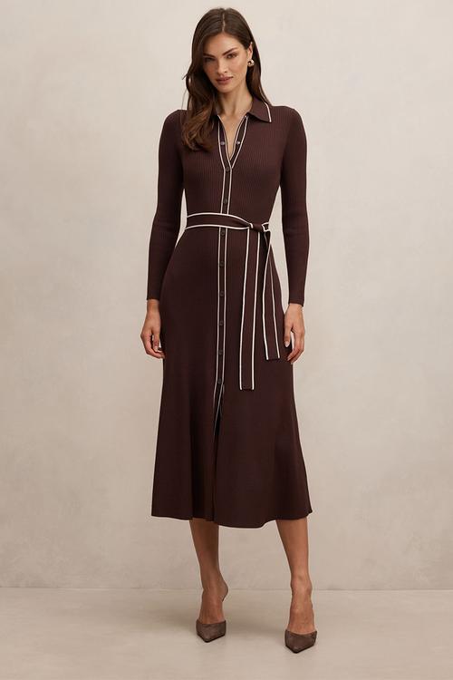 Maisy Collared Midi Dress In Chocolate