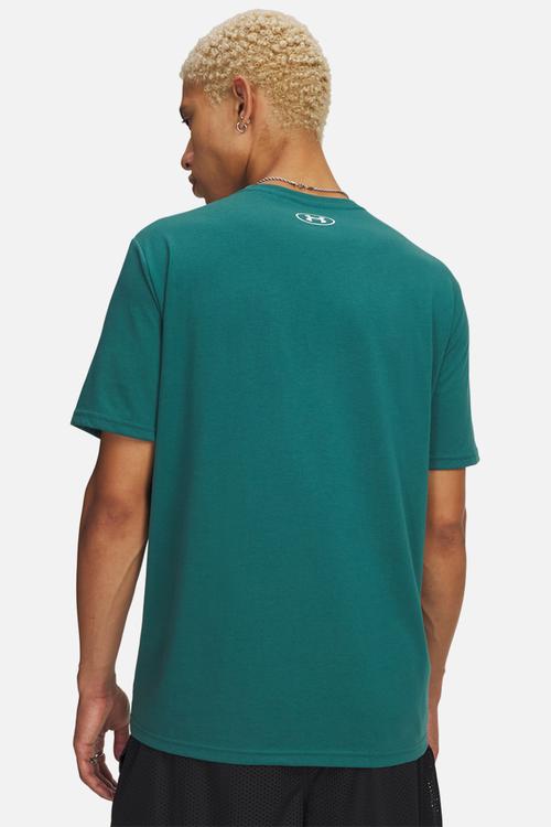 UA M LOGO COLLAGE SHORT SLEEVE - Rack Green/Fade Green