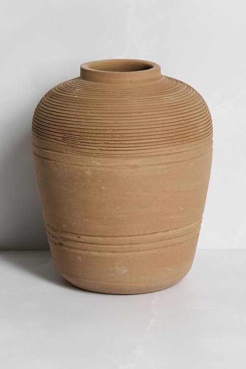 Essa Terracotta Vase - Terracotta
