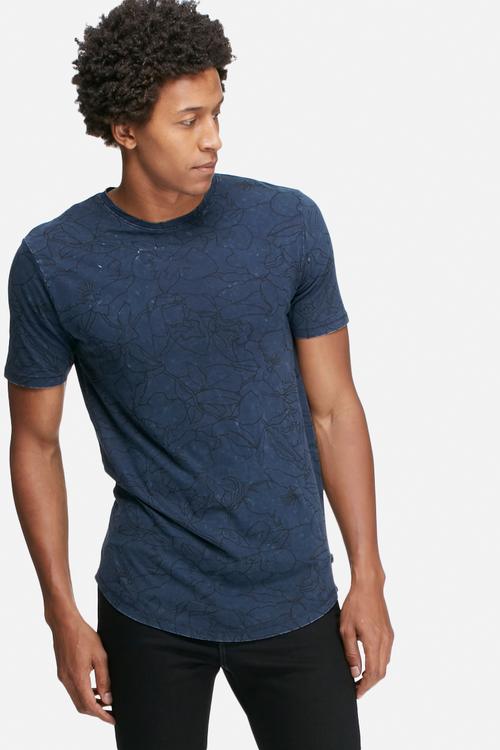 Andre fitted tee