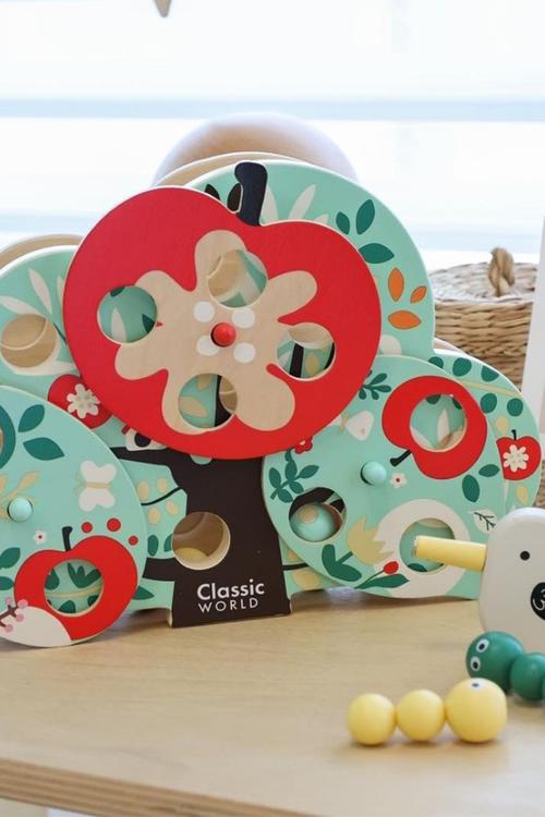 Classic World - Woodpecker Fine Motor Activity Game