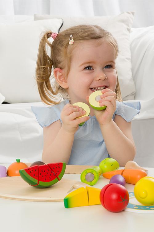 Classic World - Pretend & Play - Cutting Fruit - 9pcs