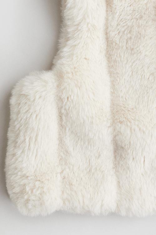 Fluffy gilet - light beige