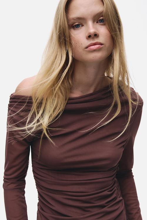 One-shoulder mesh top - dark mole
