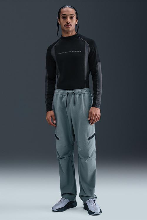 Nike Tech  Base Layer Long-Sleeve Top - Black