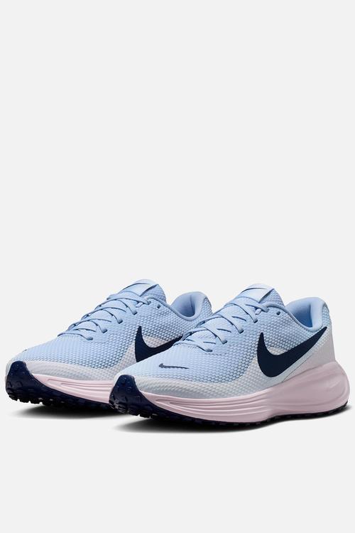 Nike Revolution 8