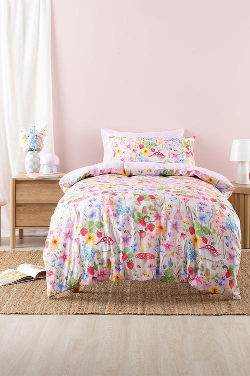 Strawberry Meadow Duvet Cover Set - Pink