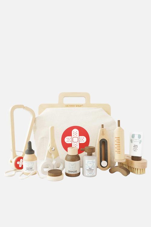 10 Pcs Wooden Animal Vet Set - neutral