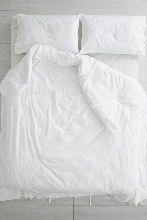 Schiffli duvet set