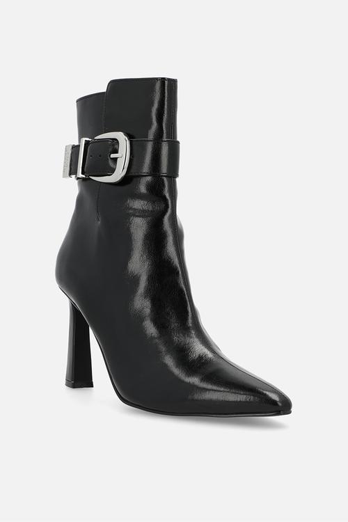 Stashed boot - black