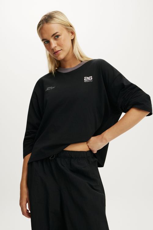 Long Sleeve Boxy Graphic Crew - Black/Bwc