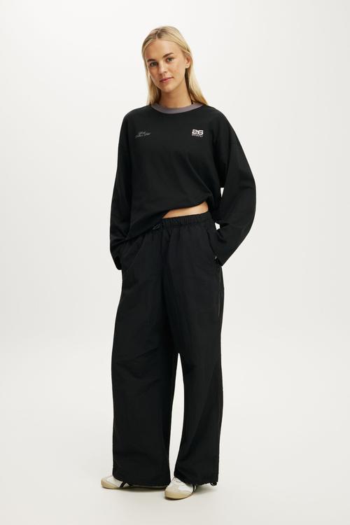 Long Sleeve Boxy Graphic Crew - Black/Bwc
