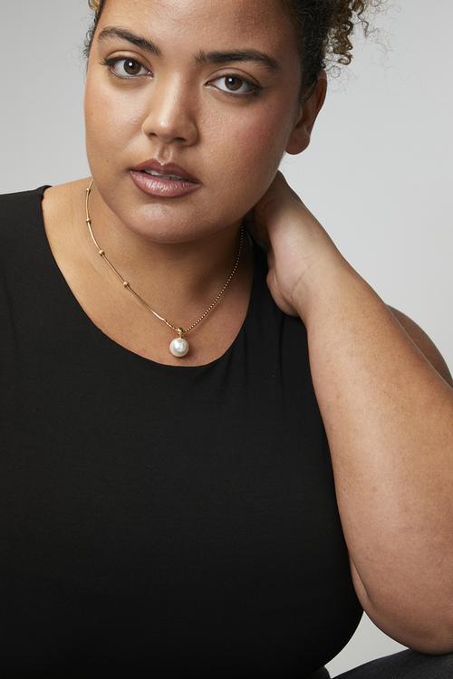 Elegant pearl drop-necklace - gold