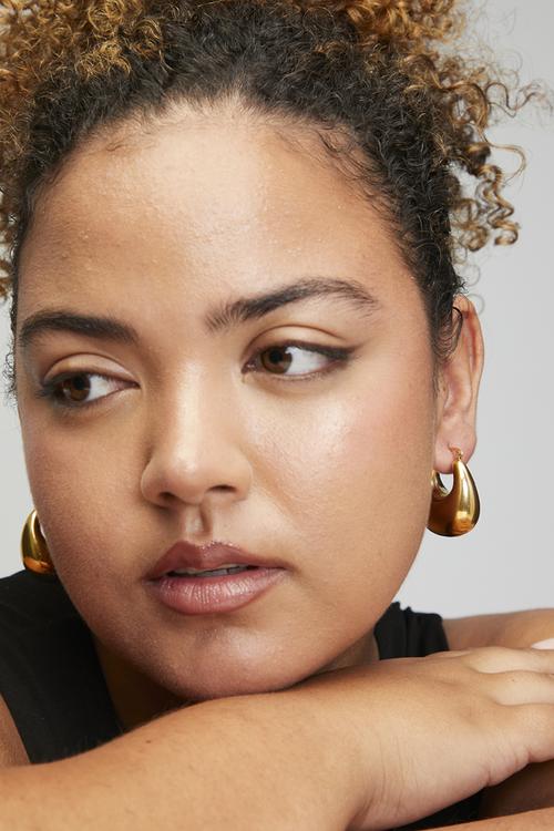 Chunky bold hoop earrings - gold