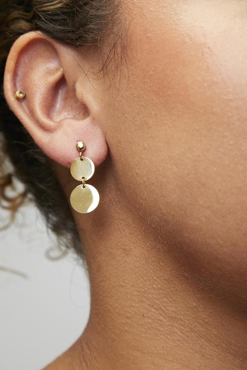 Modern double-drop disc earrings - gold