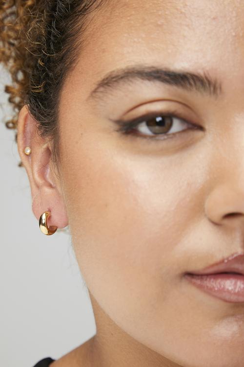 Modern hoop earrings - gold