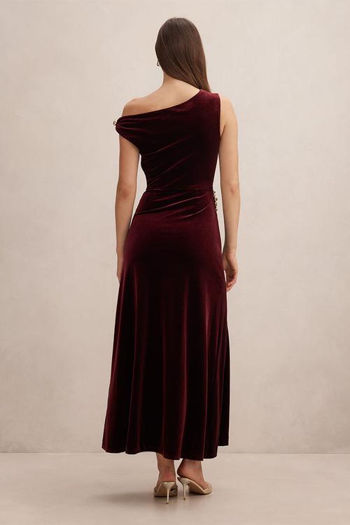 Winslet off shoulder velvet dress in berry