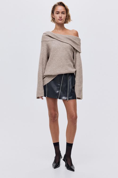Off-the-shoulder jumper - beige marl