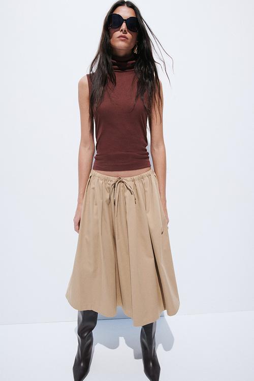 Fine-knit sleeveless polo-neck top - dark red