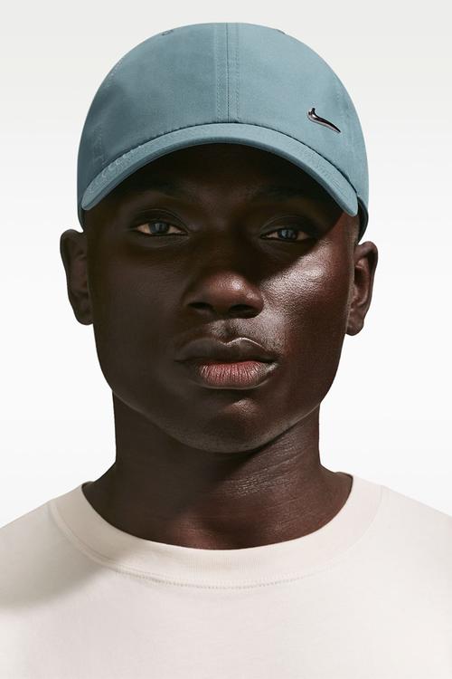 Nike Dri-FIT Club Unstructured Metal Swoosh Cap - Mineral Slate