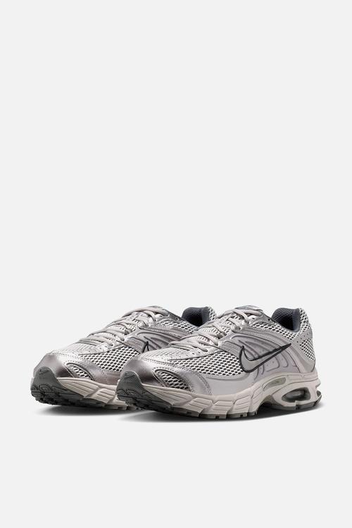 NIKE AIR MAX MOTO 2K
