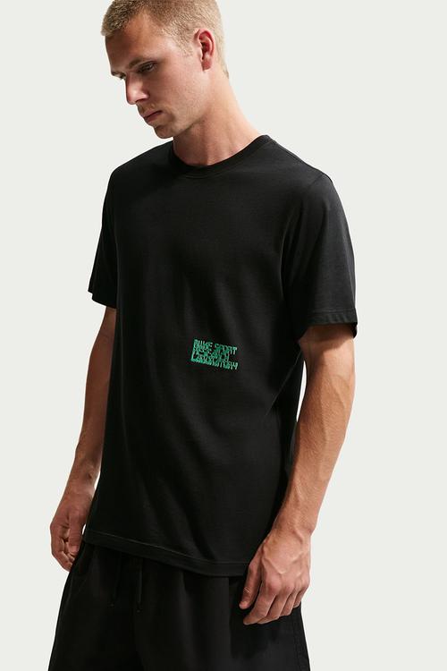 U NSW Tee Std Celebrate Futr 2 - Black