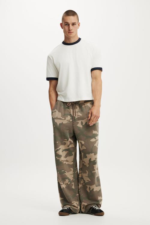 Super Baggy Track Pant - Jungle Camo Wash