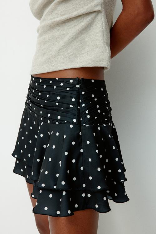 Satin mini skirt - black/spotted
