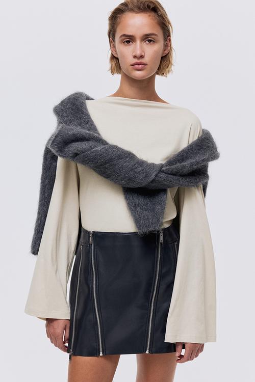 Boat-neck cotton top - light beige
