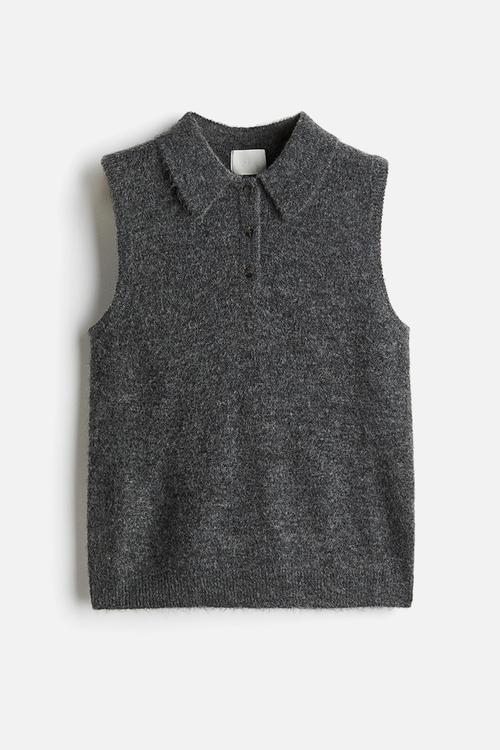 Collared sweater vest - dark grey marl