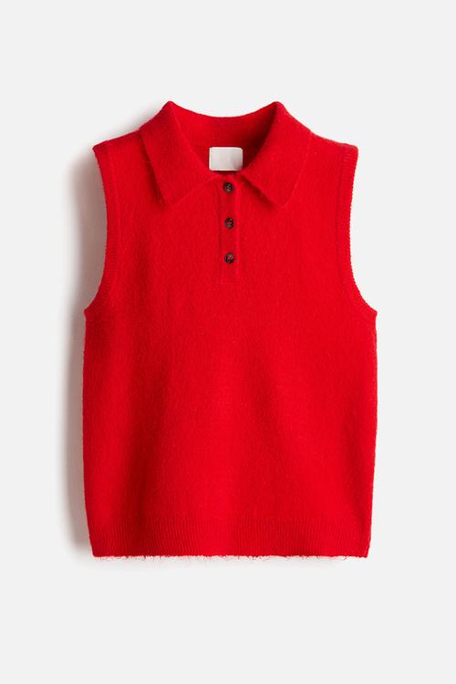 Collared sweater vest - red