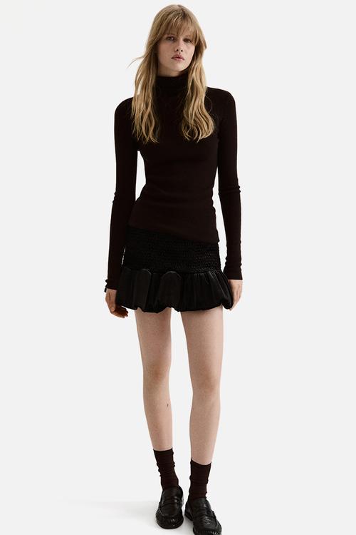Smocked velour skirt - black