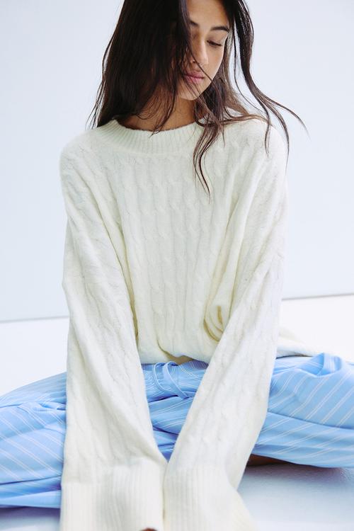 Cable-knit jumper - white