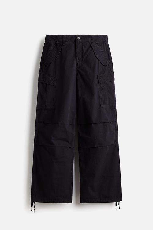 Loose fit cargo trousers - black