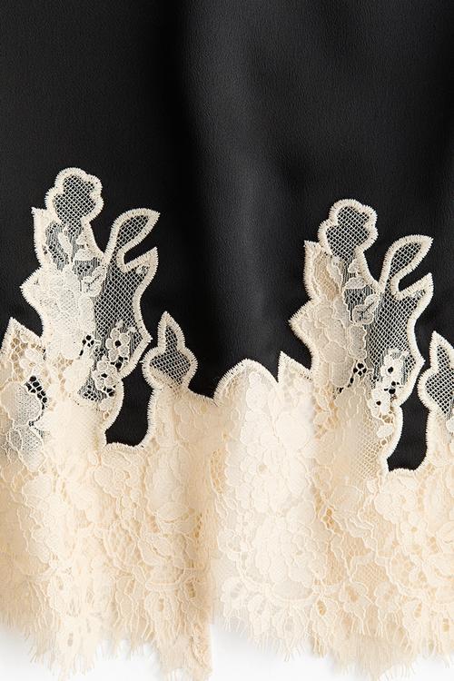 Lace-trimmed midi skirt - black