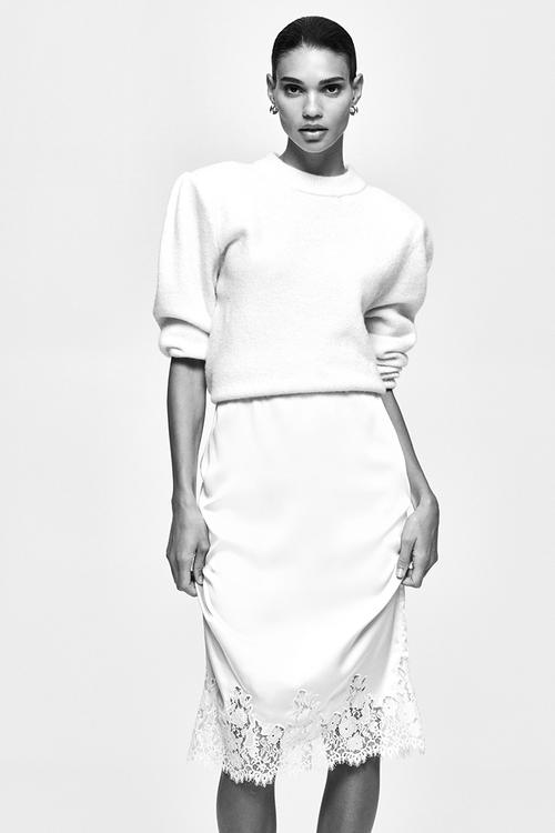 Lace-trimmed midi skirt - cream