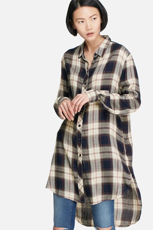 Waldo long shirt