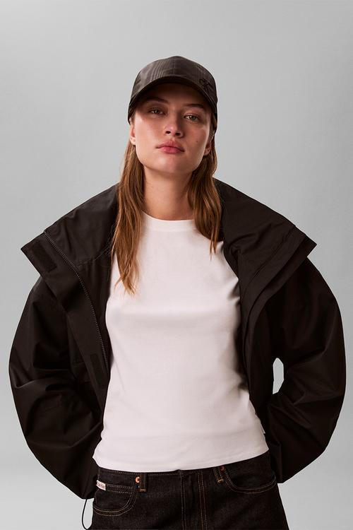 Monogram embroidery moire cap - black