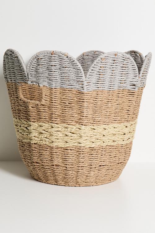 Scallop-edged basket - natural/grey