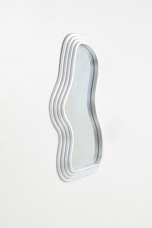 Wavy-shaped mirror - silver