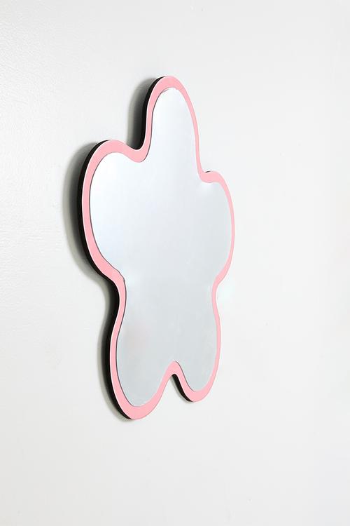 Flower shaped mirror - pink