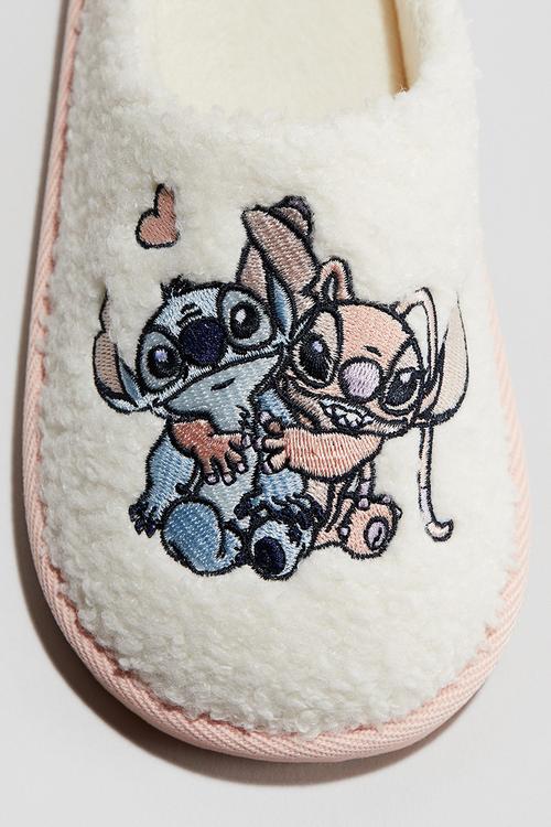 Embroidery-motif teddy slippers - white/lilo & stitch