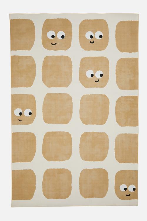 Giraffe patterned rug - neutral