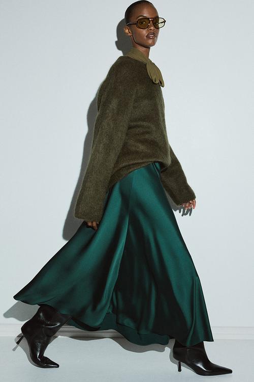 Satin maxi skirt - dark green