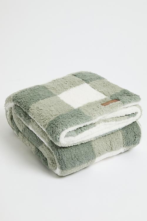 Scottish Check Sherpa Bed Blanket - Mistletoe