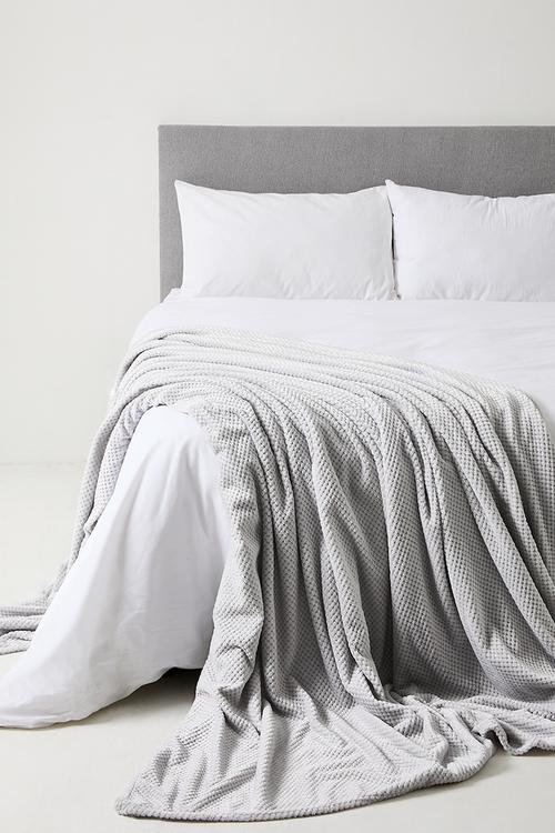 Avedon Waffle  Bed Blanket - Silver