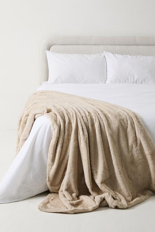Rabbit Faux Fur Bed Throw - Neutral