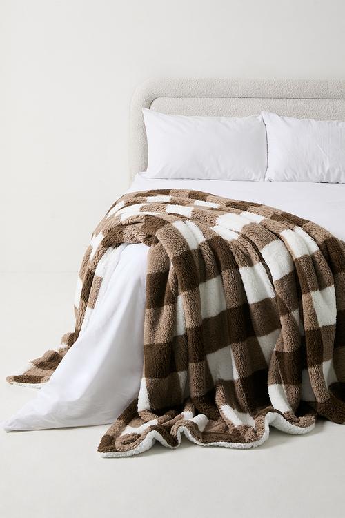 Scottish Check Sherpa Bed Blanket - Portabella